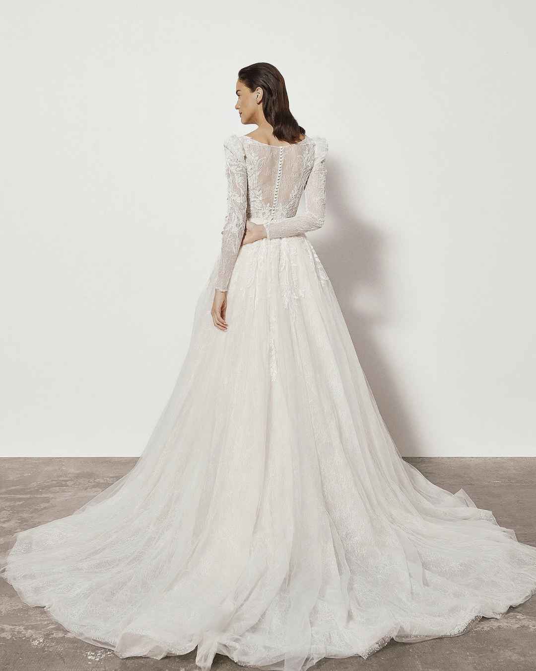 2 Fiora by Pronovias
