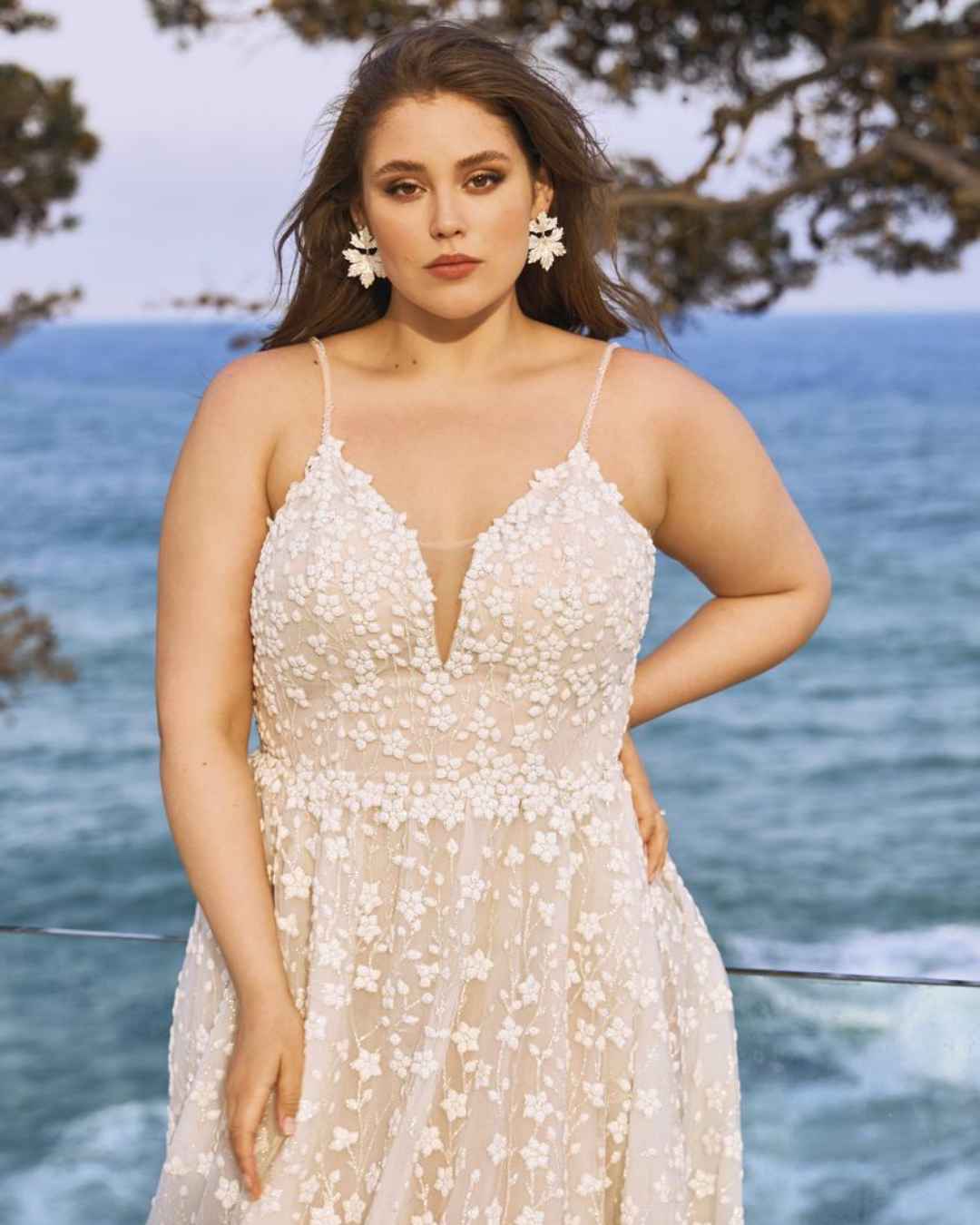3 Yuki by Pronovias