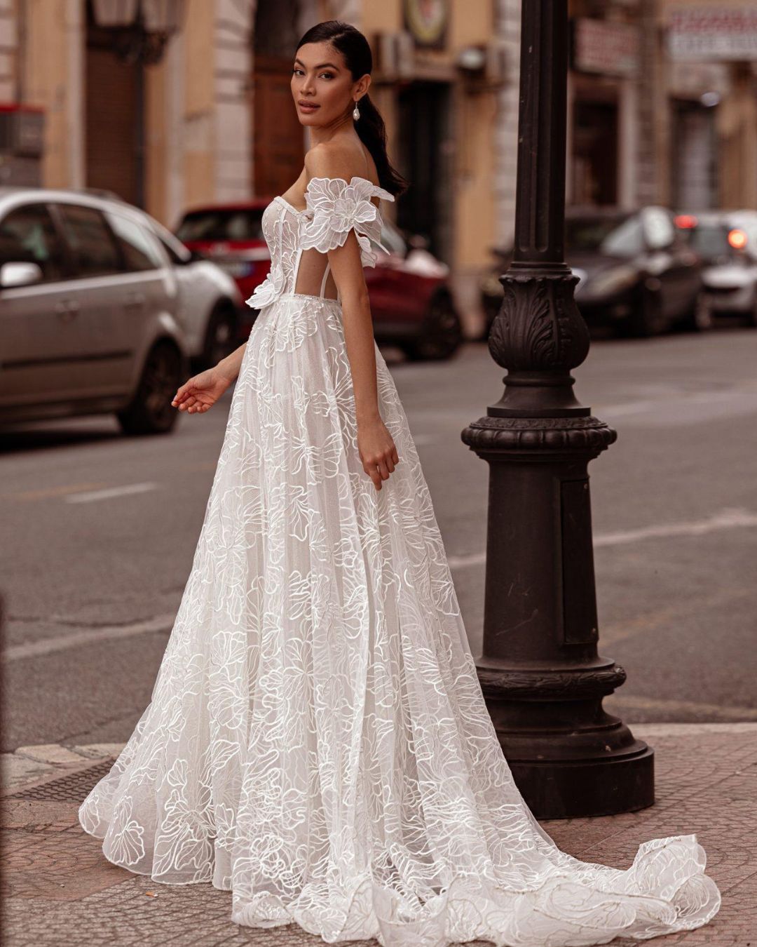 4 Embellished vjenčanica by Carfelli