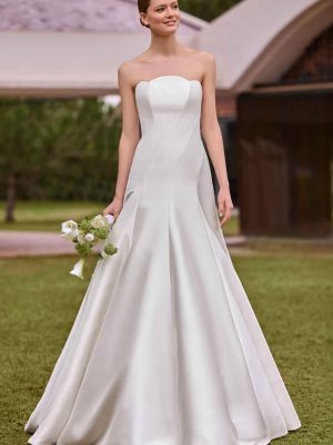 Samaher by Pronovias