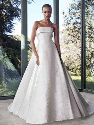 Skies by Pronovias