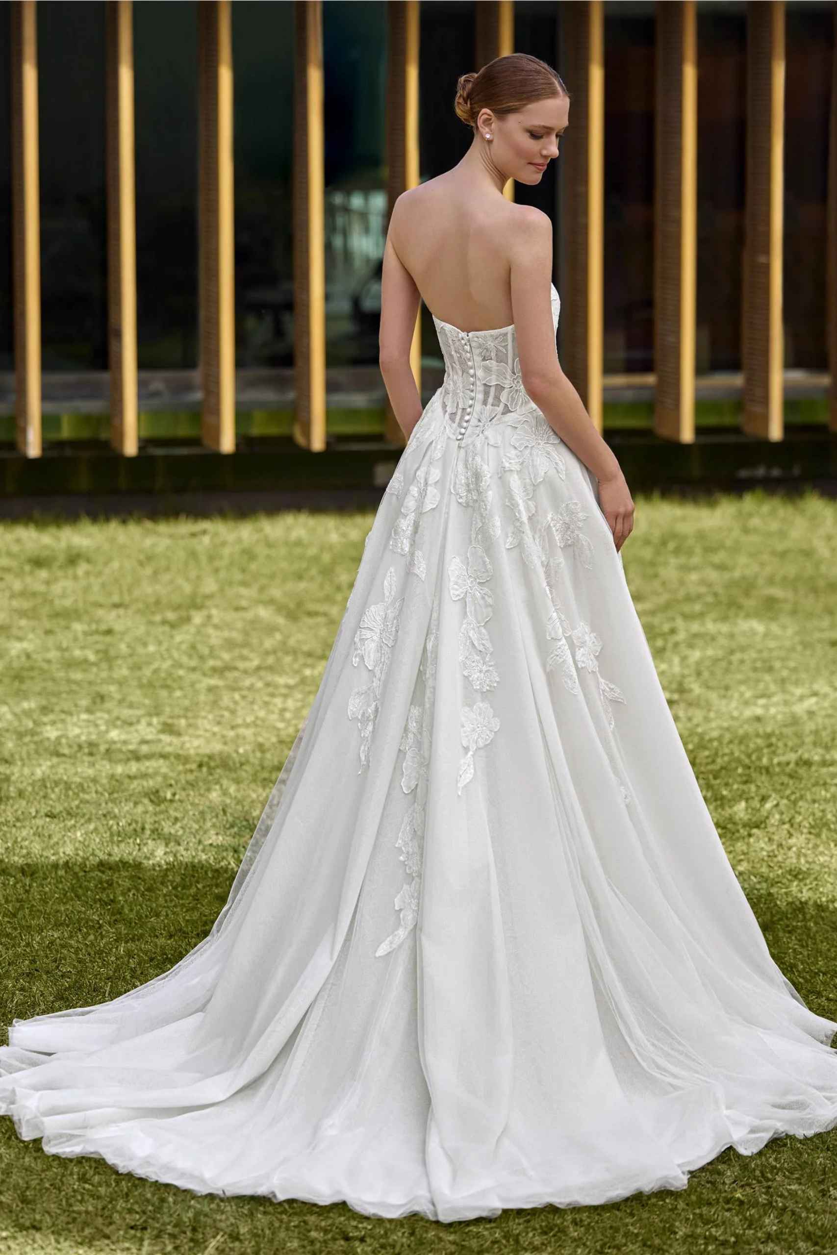 3 Adrie by Pronovias