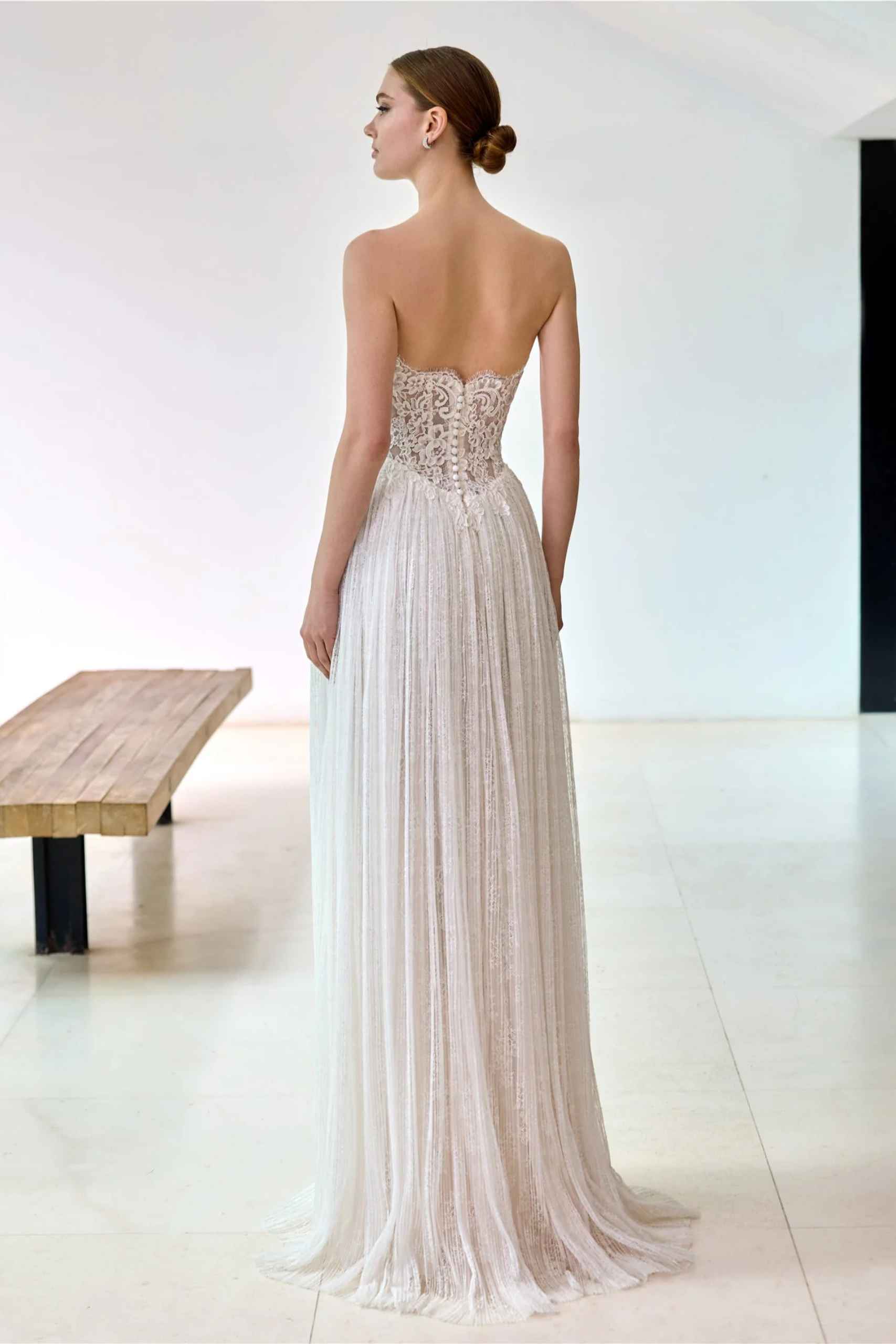 3 Lieke by Pronovias