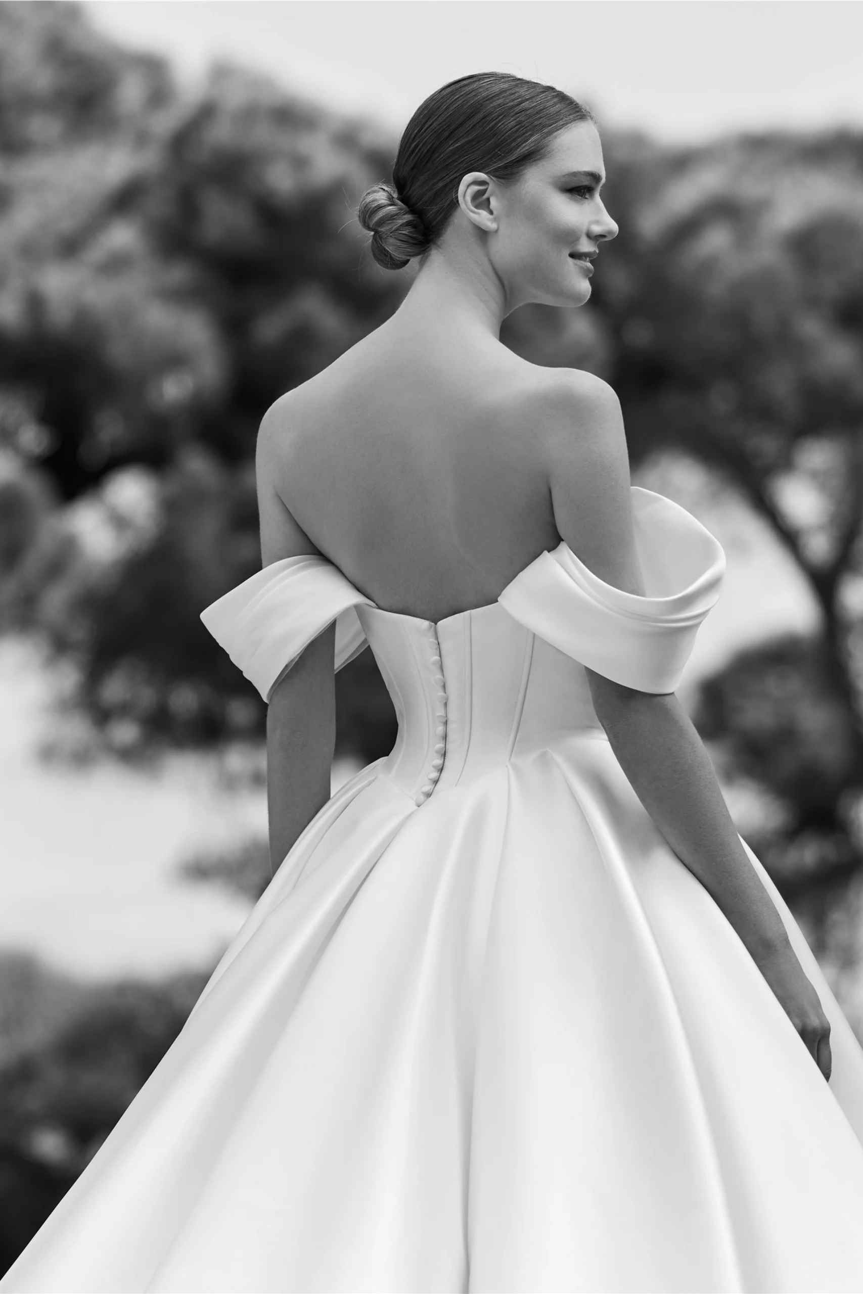 4 Coris by Pronovias