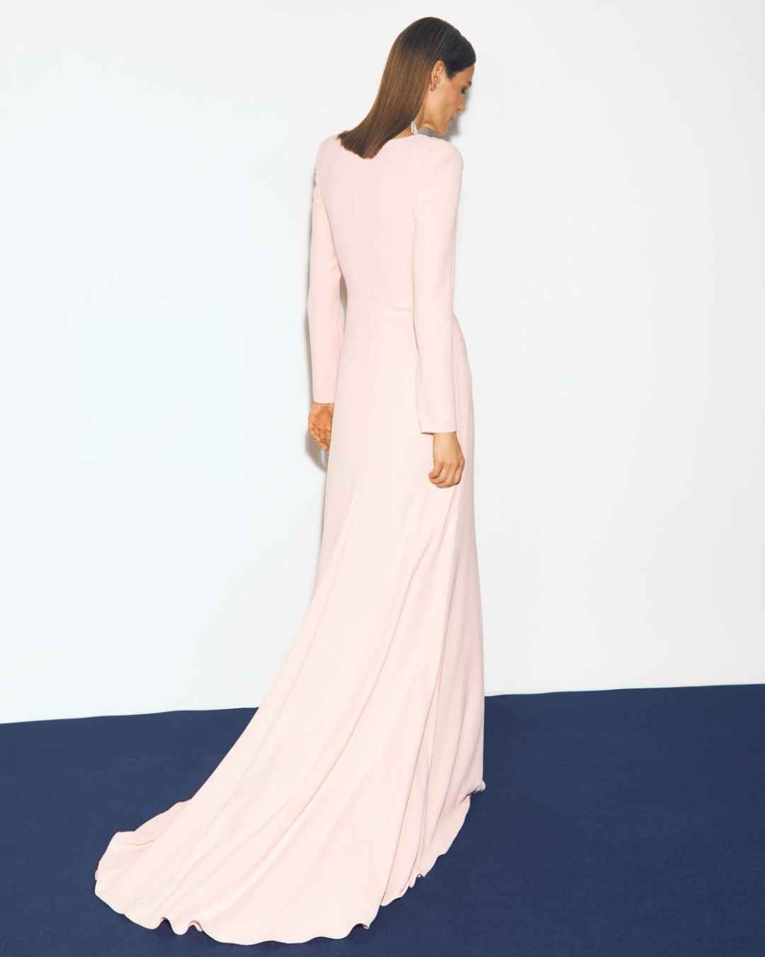 1 Anturio by Pronovias