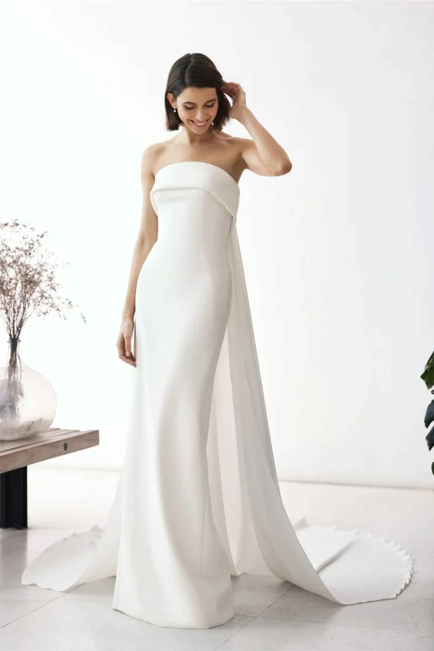 7 Yuval by Pronovias