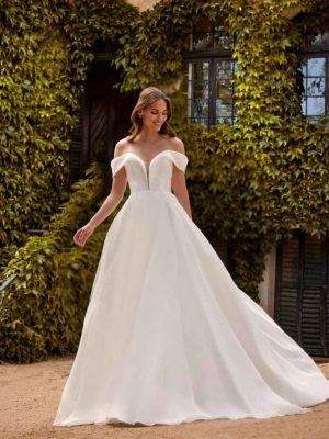 Tinia by Nicole Milano