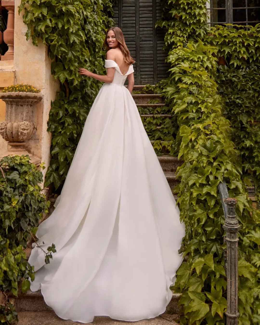 2 Tinia by Nicole Milano